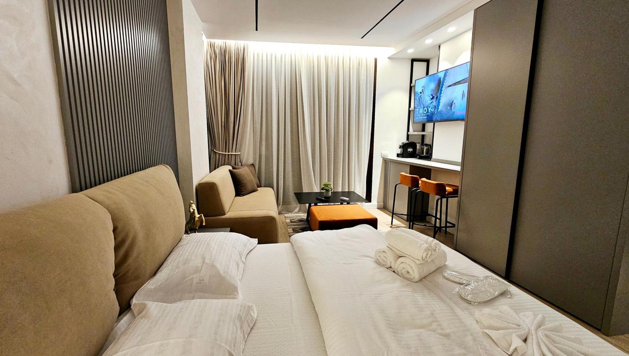 Center Apartment Easy_Luxury Tirana Exterior foto
